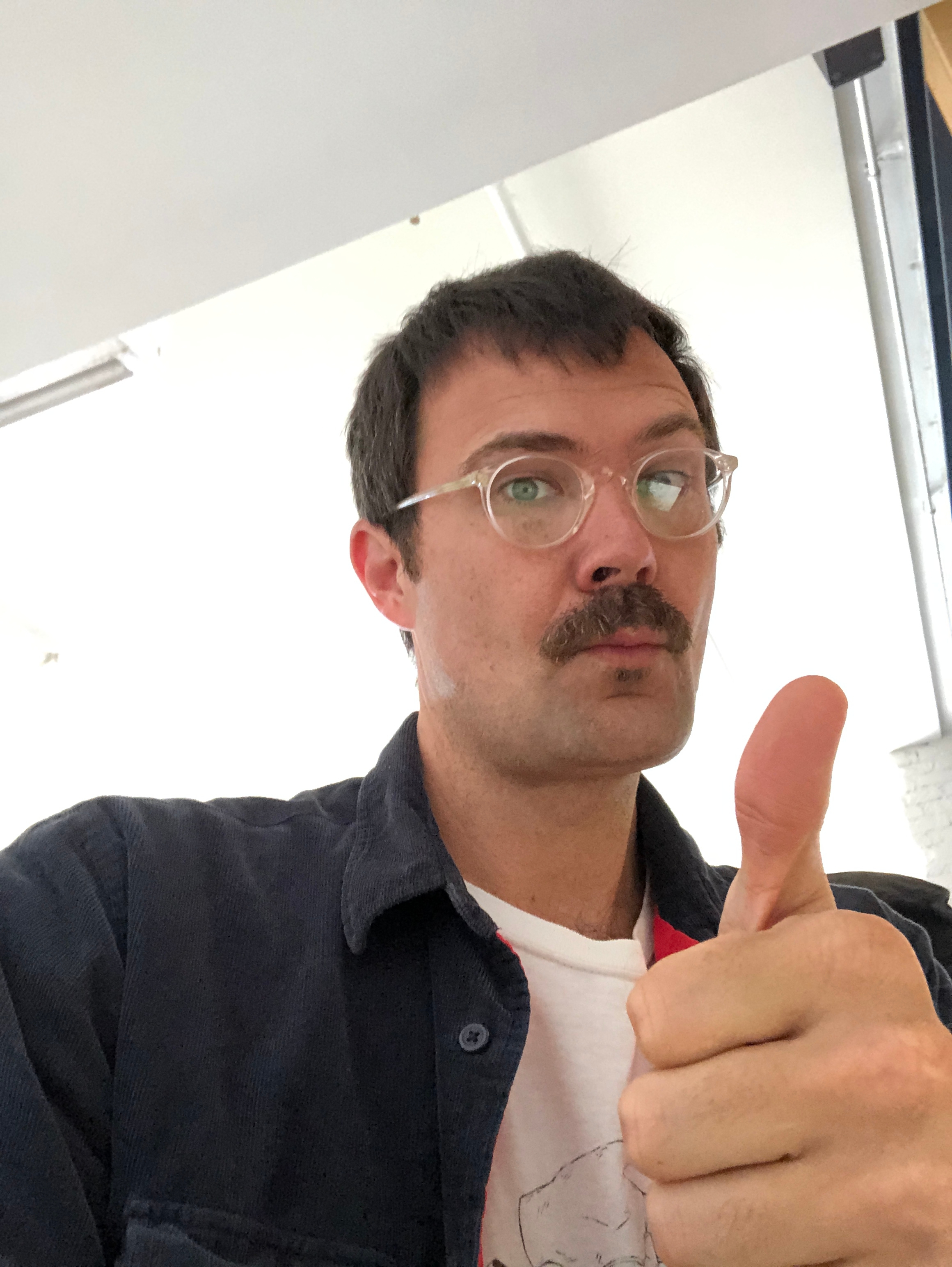 actor Oz Perkins large photo