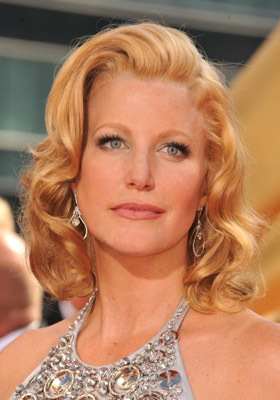 actor Anna Gunn large photo