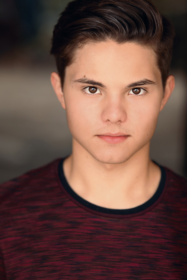 actor Zach Callison large photo