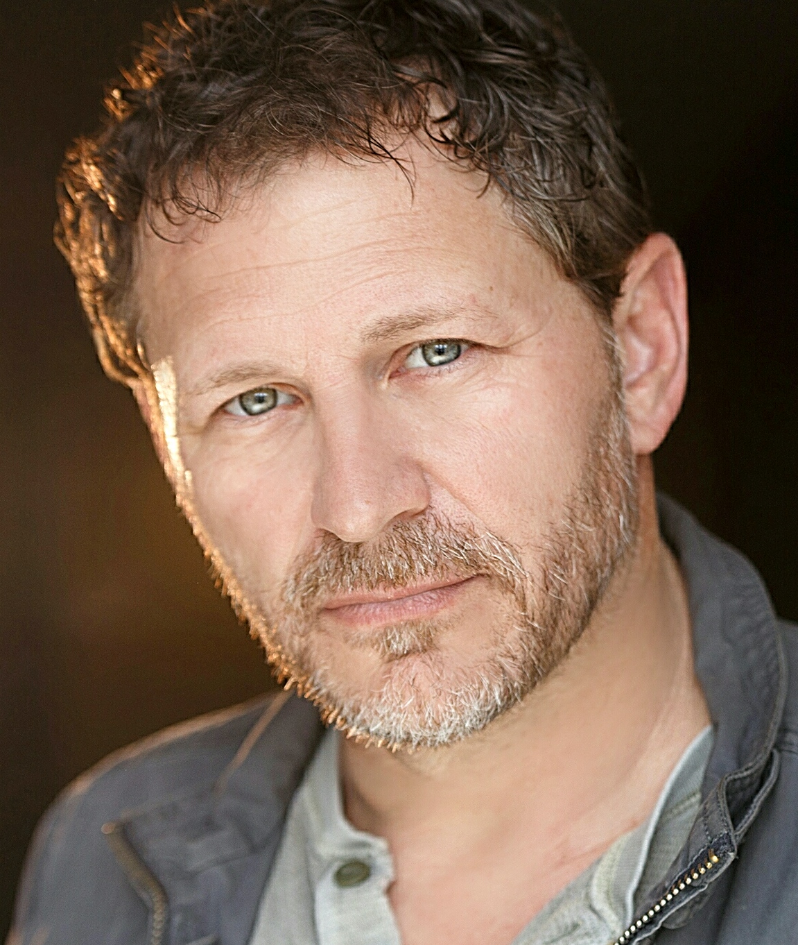 actor Lee Stringer large photo