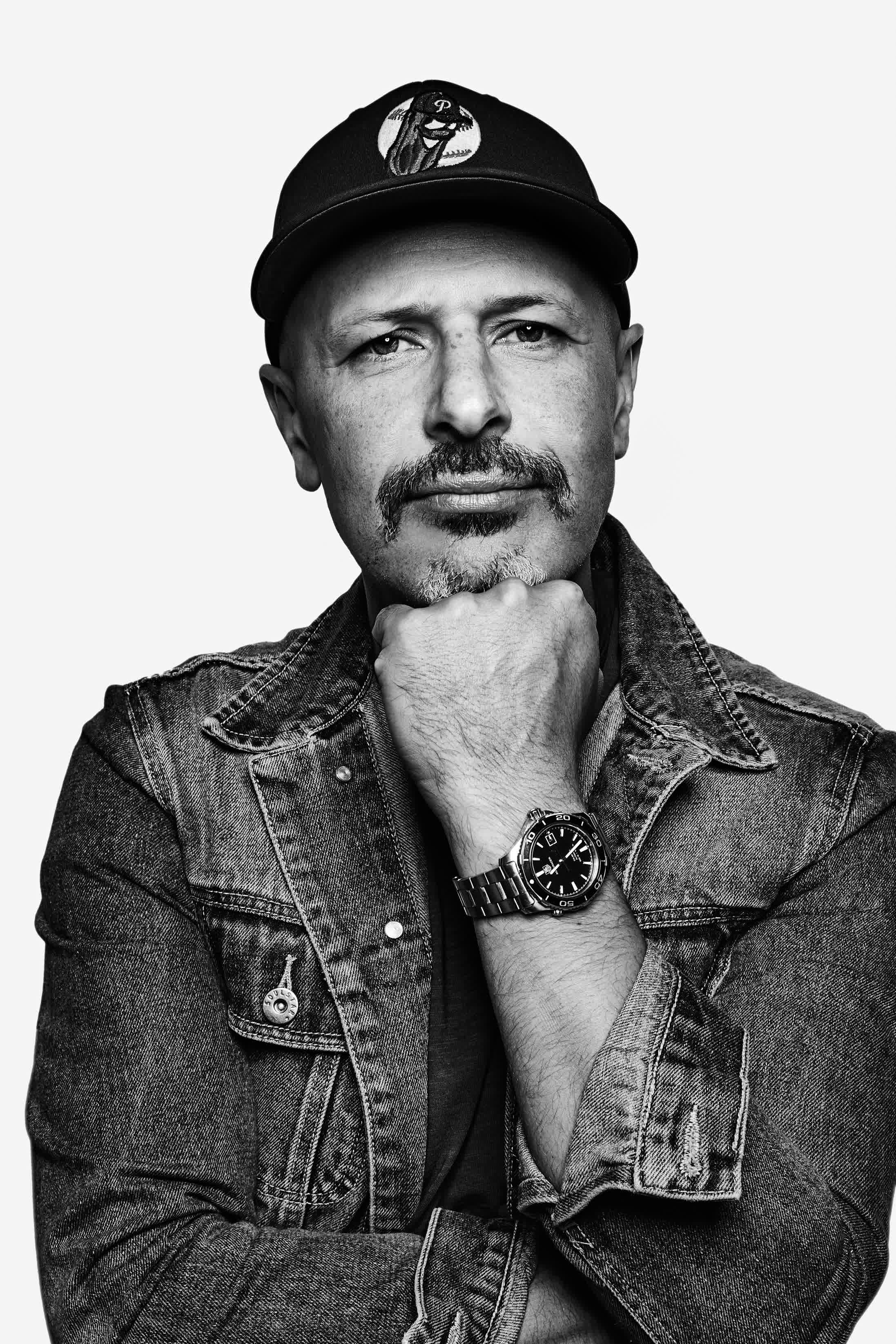 actor Maz Jobrani large photo