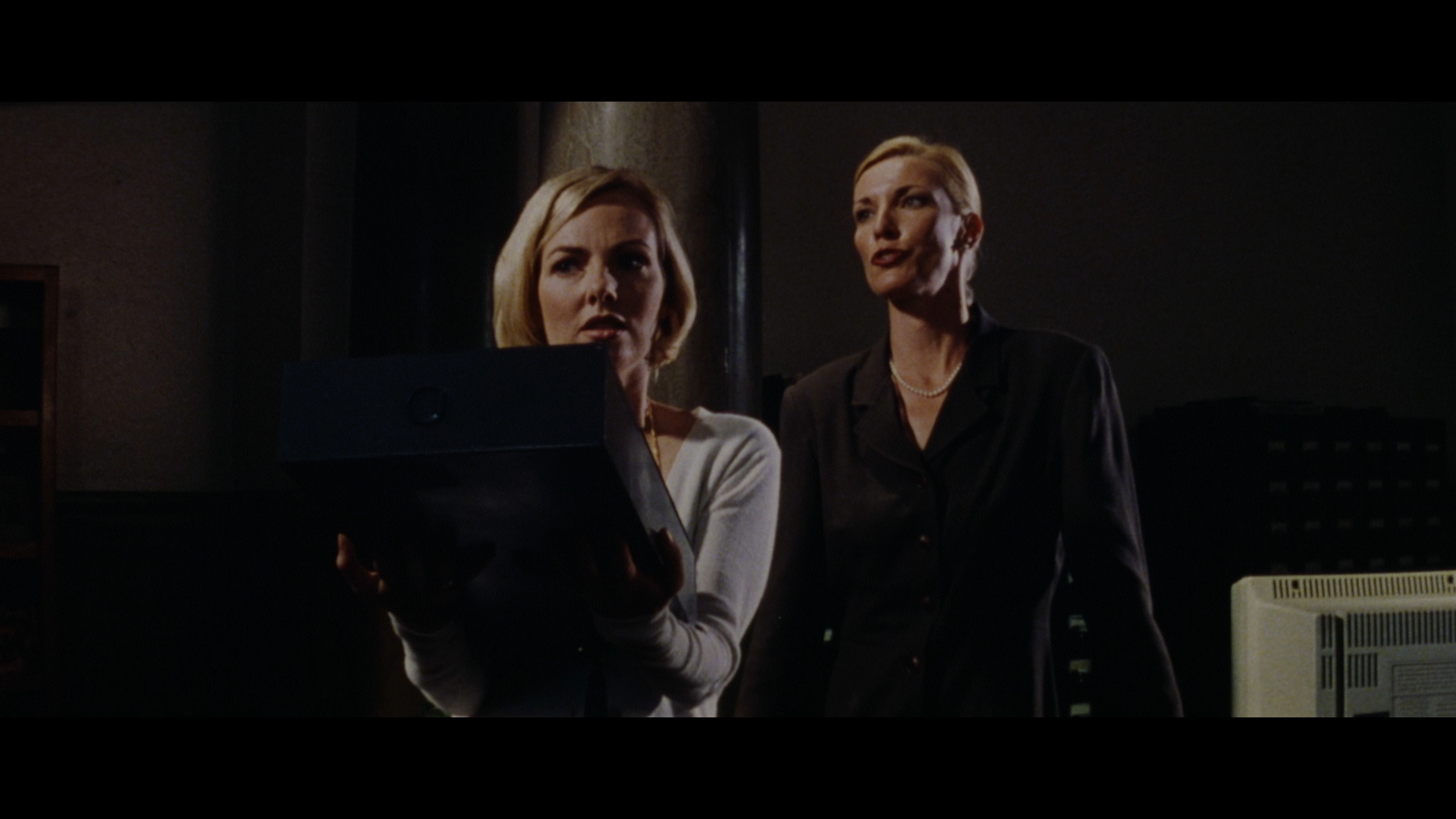 actor Kristin Norton large photo