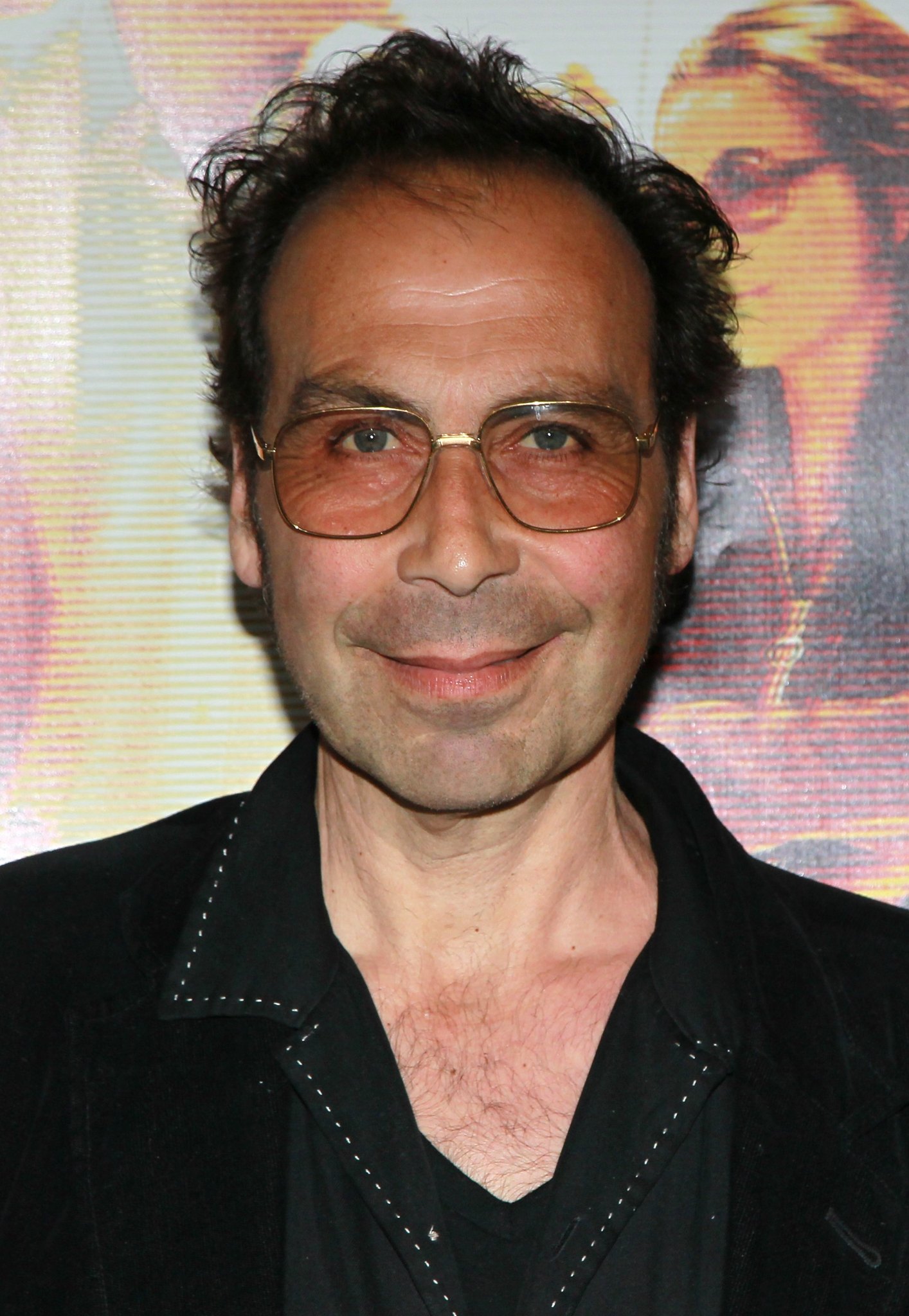 actor Taylor Negron large photo