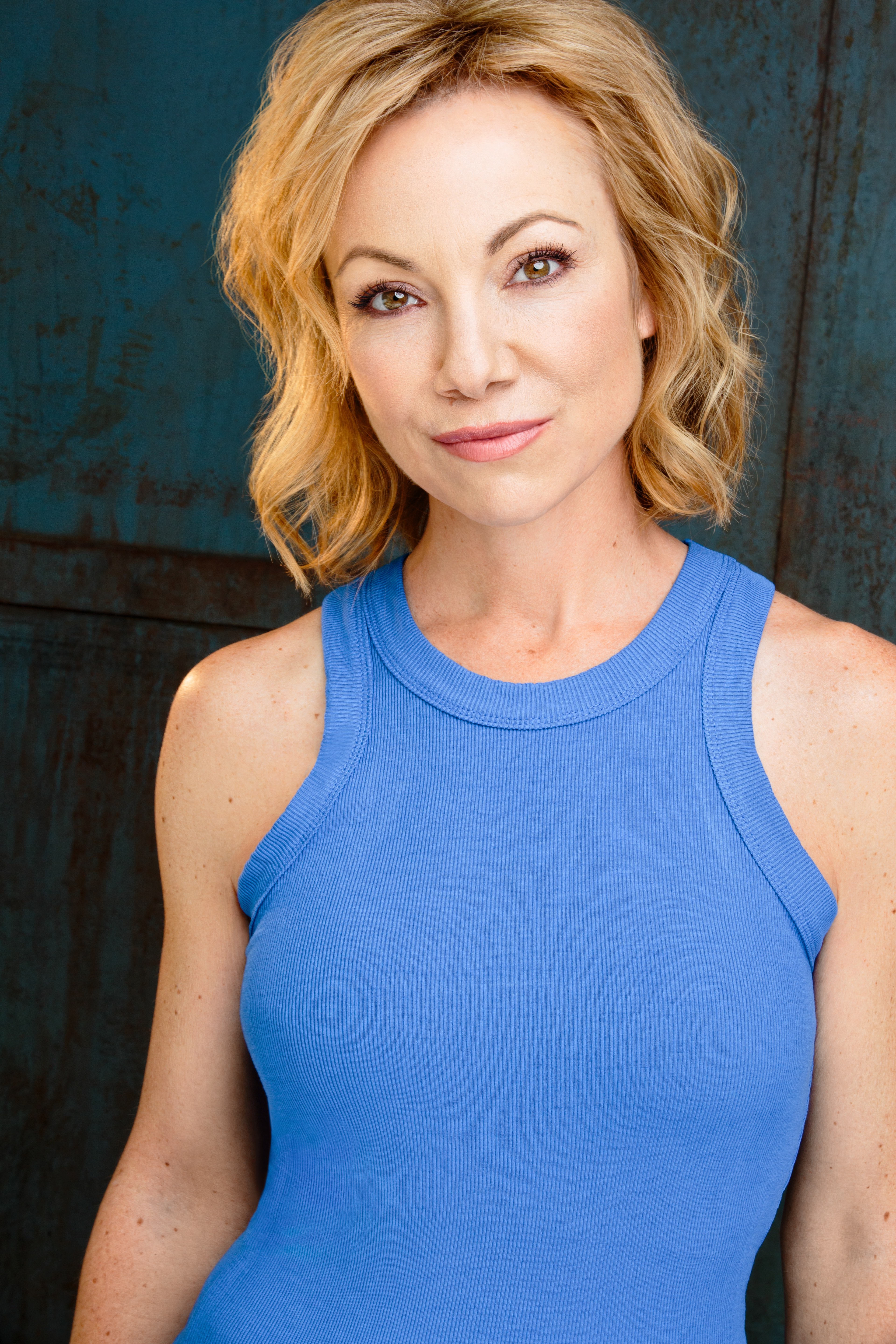 actor Suzanne Schmidt large photo