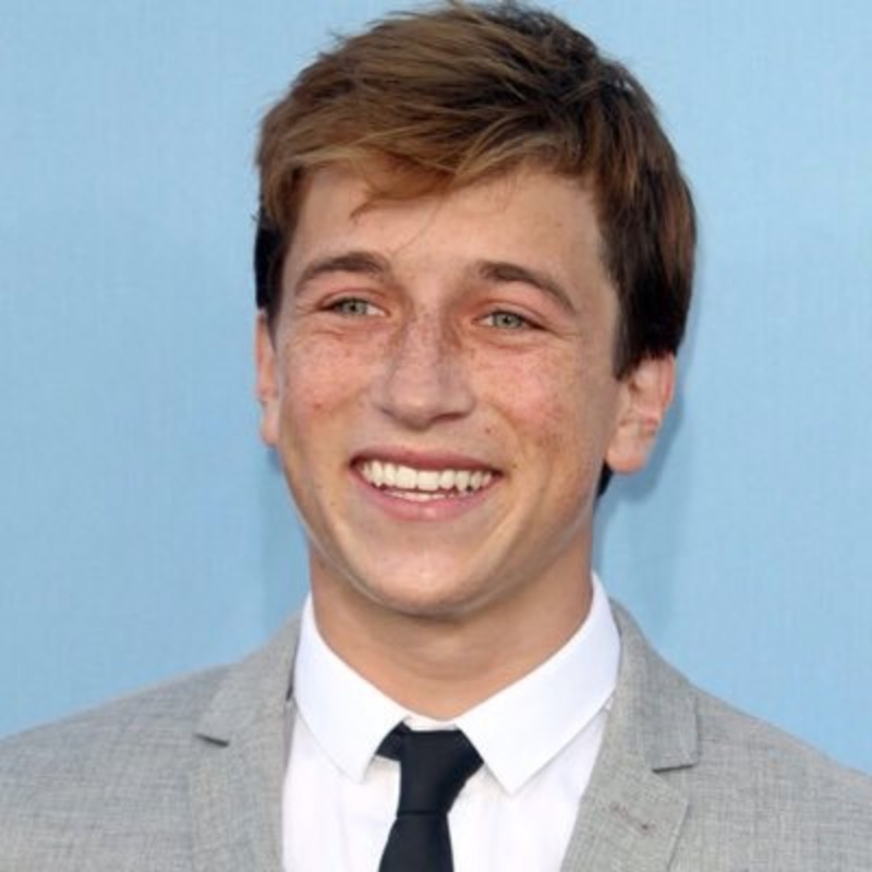 actor Skyler Gisondo large photo
