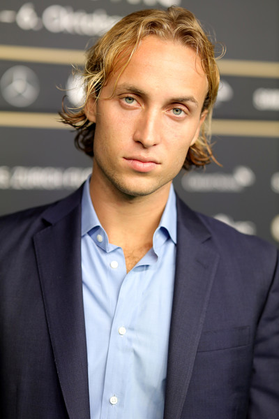 actor Olmo Schnabel large photo