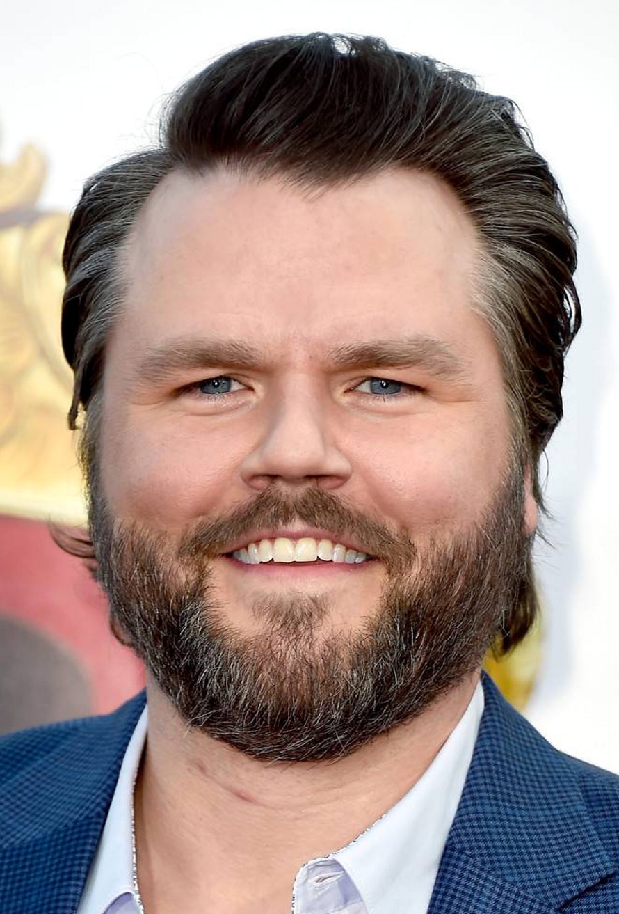 actor Tyler Labine large photo actor Tyler Labine large photo