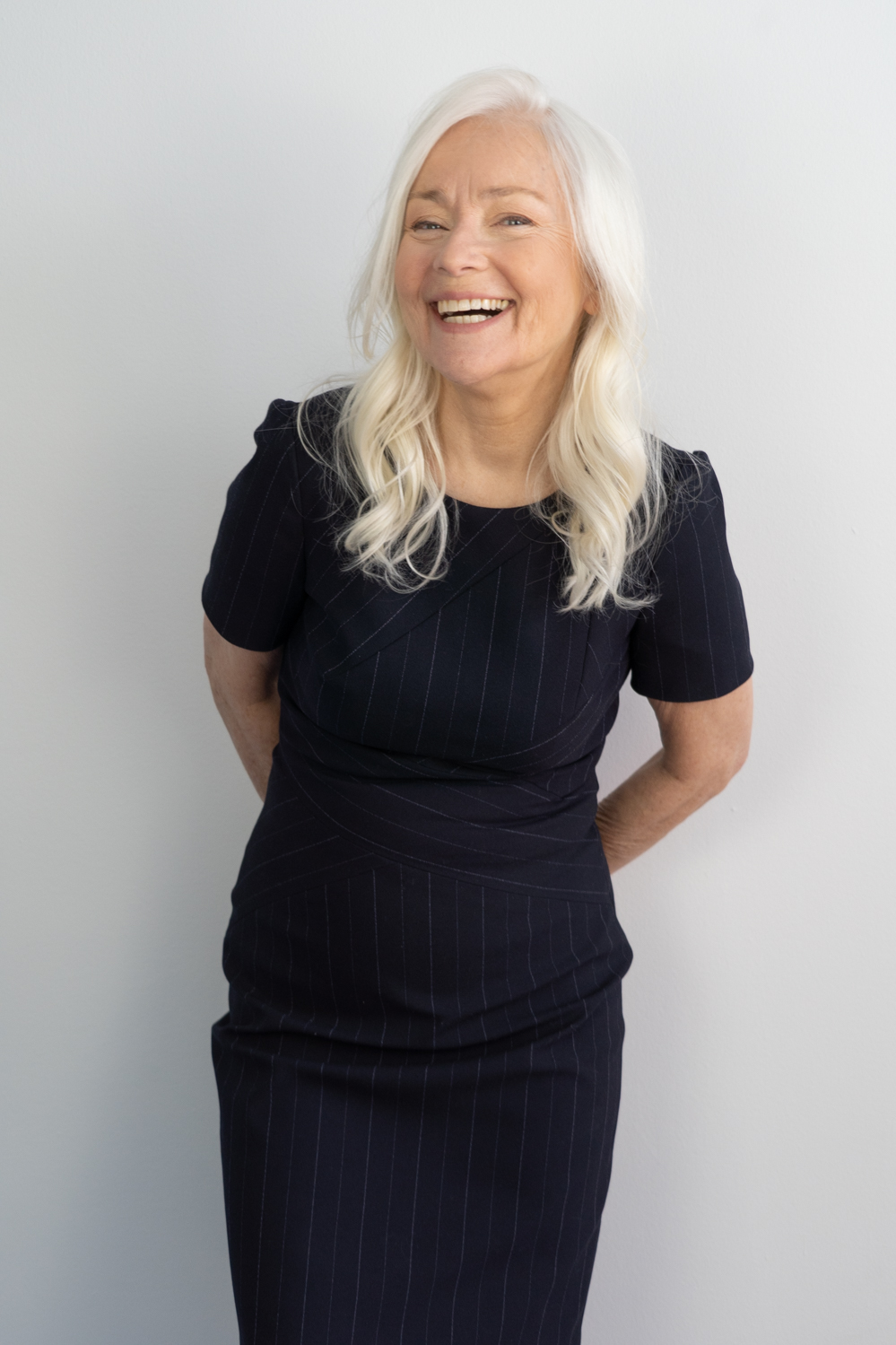 actor Dawn Ford large photo