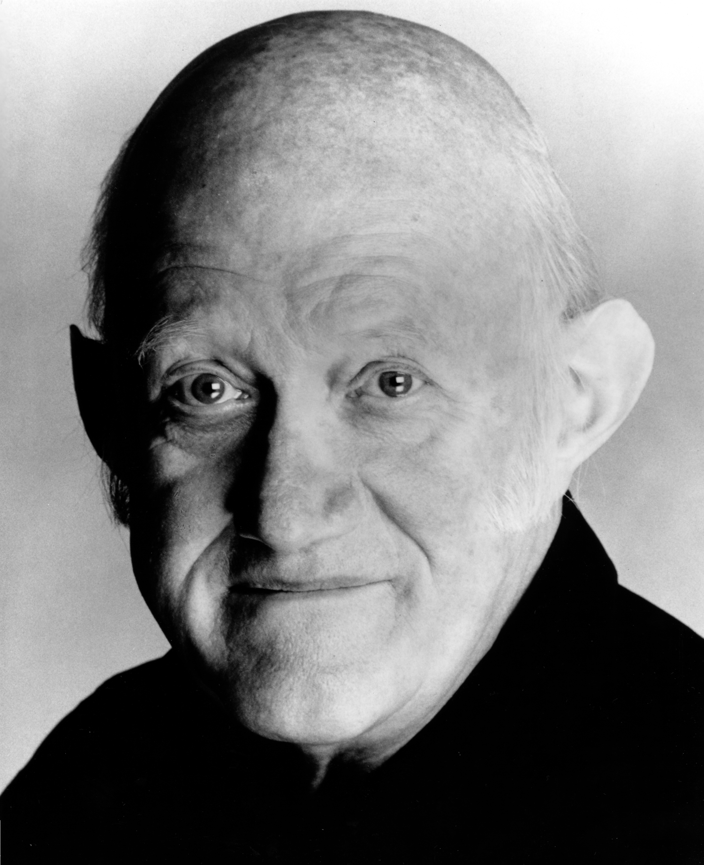 actor Nicholas Smith large photo
