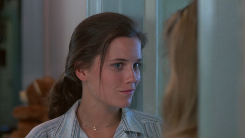 actor Kate McNeil large photo