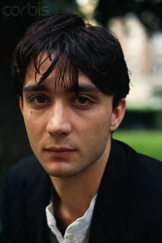 actor Julien Rassam large photo