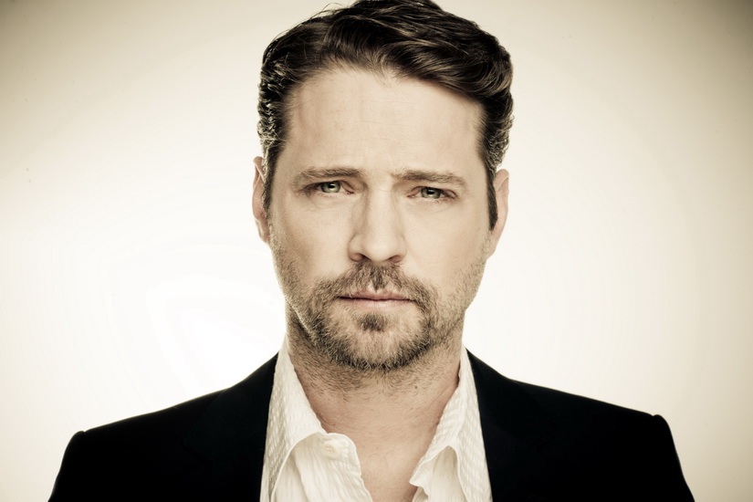 actor Jason Priestley large photo