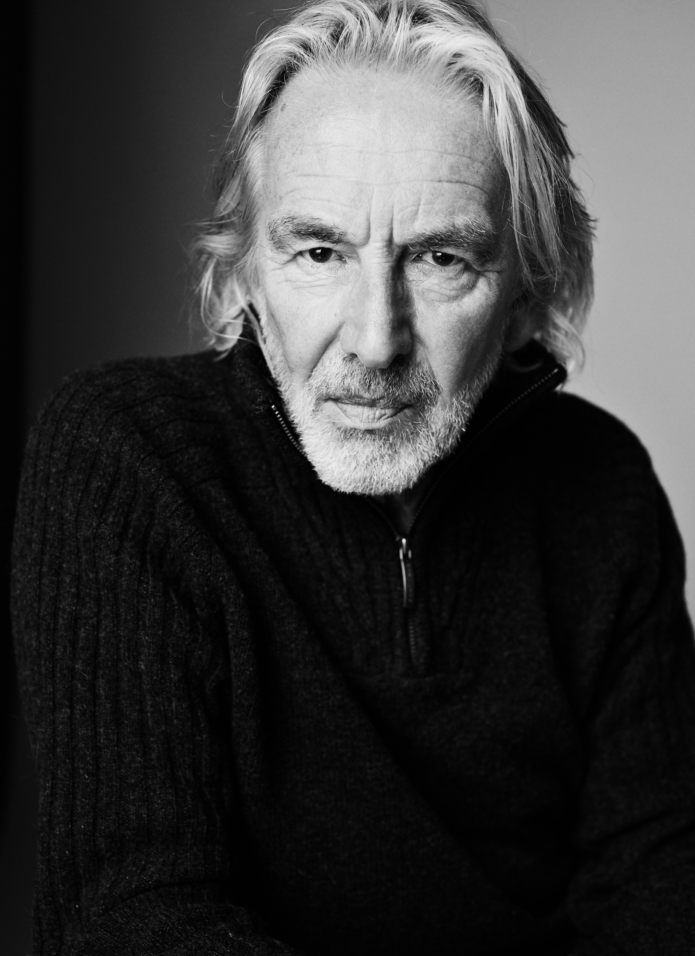 actor Andrew Readman large photo