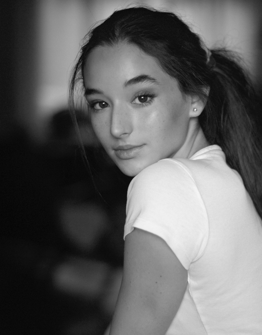 actor Mckayla Twiggs large photo