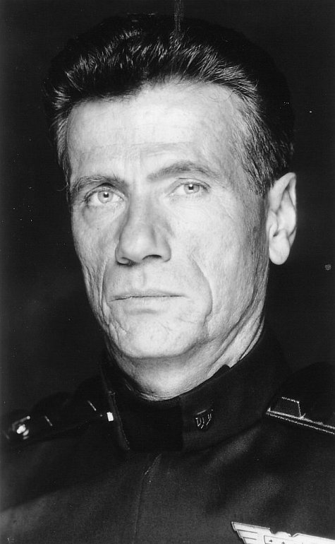 actor Jürgen Prochnow large photo