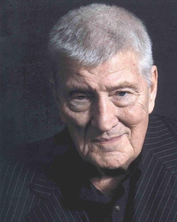 actor Doug Lennox large photo