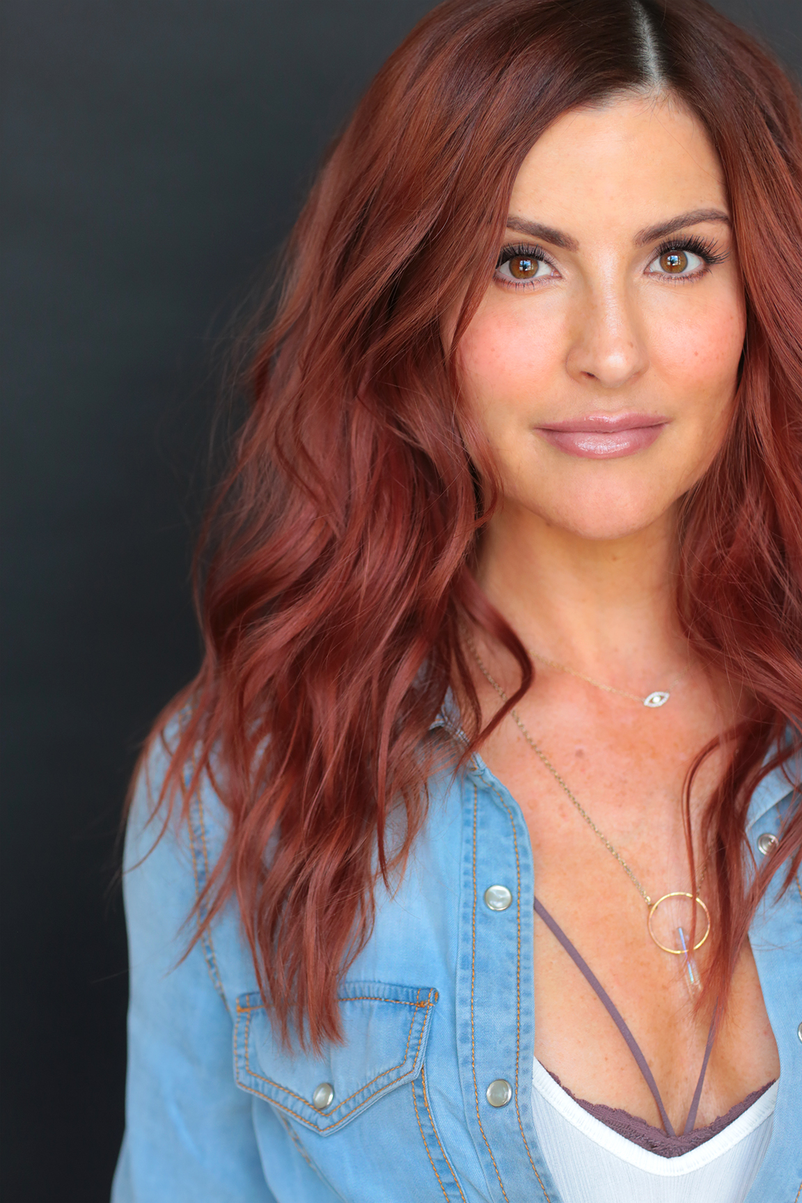 actor Rileah Vanderbilt large photo