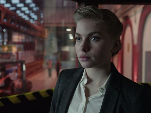 actor Sophie Stuckey large photo