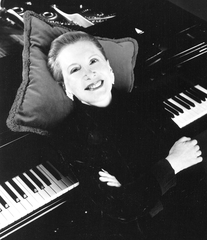 actor Barbara Carroll large photo