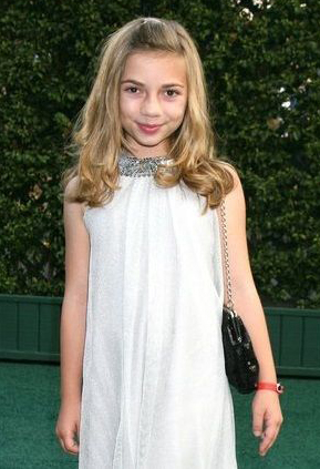 actor Emily Rose Everhard large photo