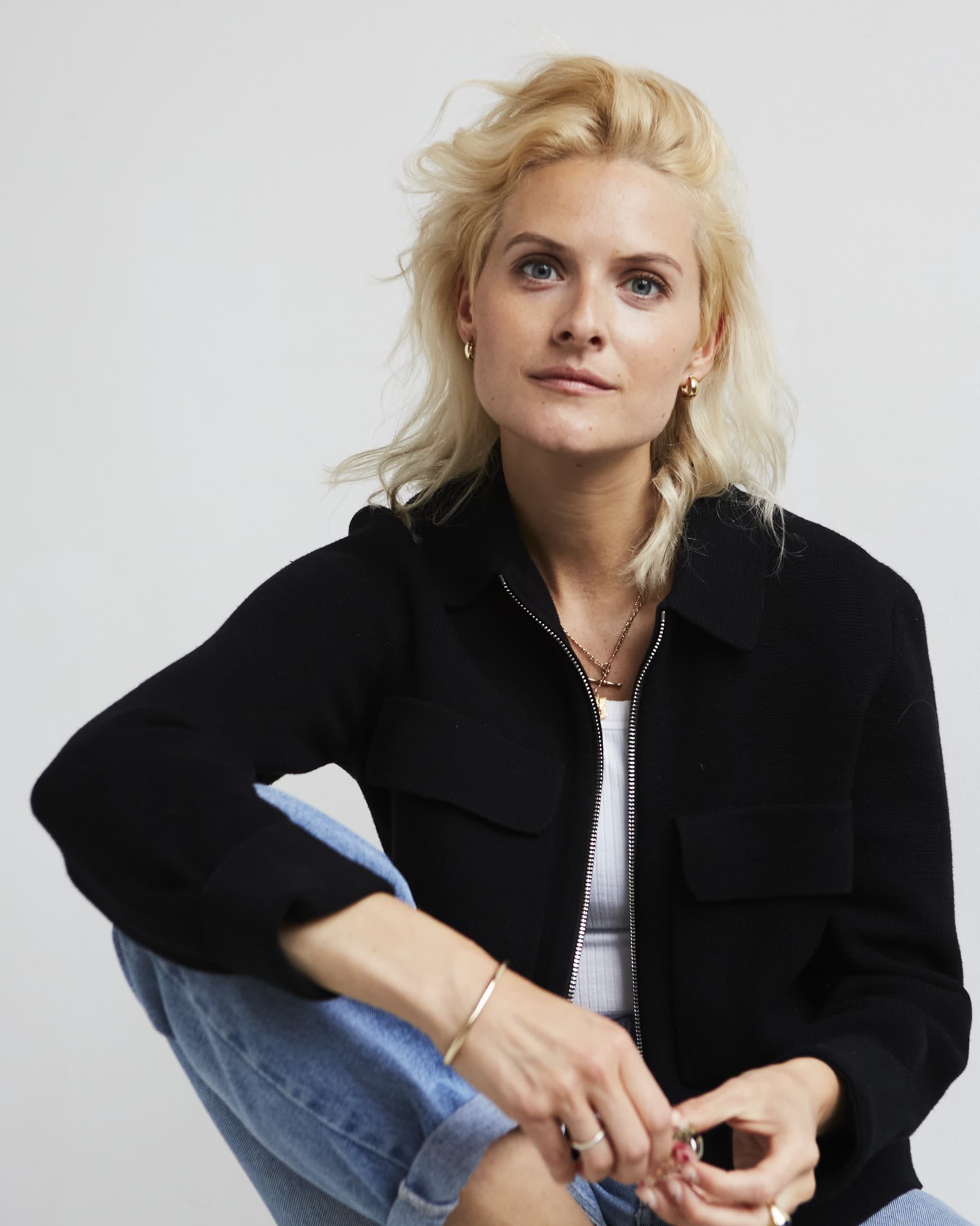 actor Francesca Knight large photo