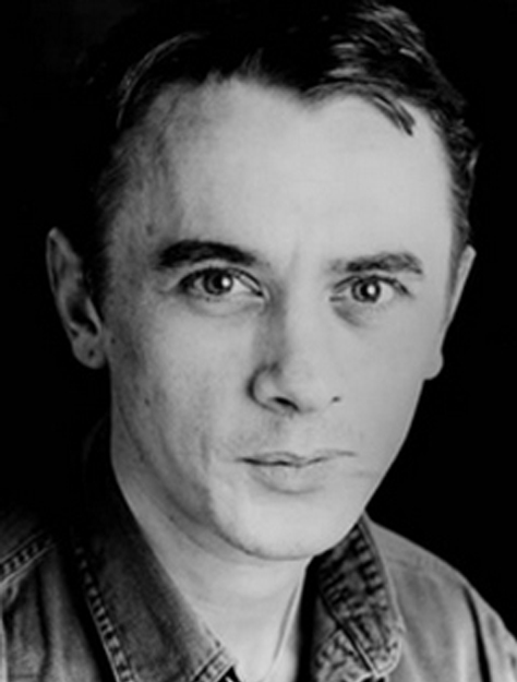 actor Eanna MacLiam large photo