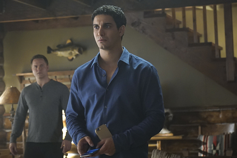 actor Elyes Gabel large photo