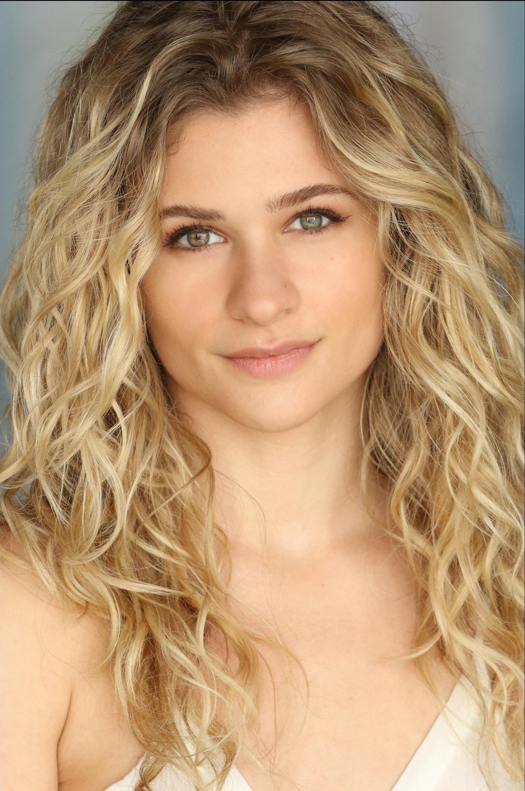 actor Jenna Boyd large photo