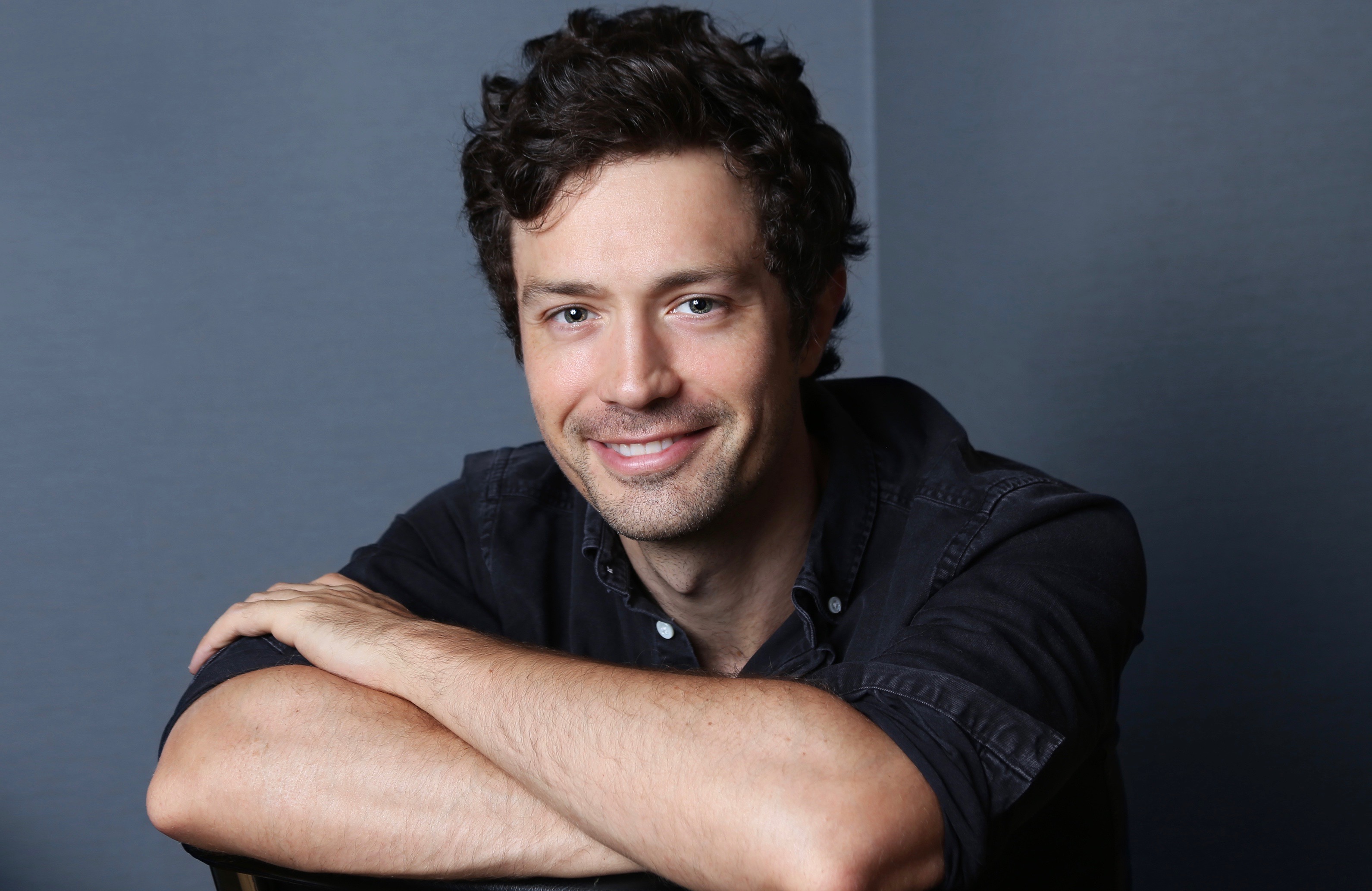 actor Christian Coulson large photo