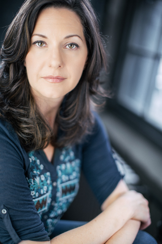 actor Alison Matthews large photo