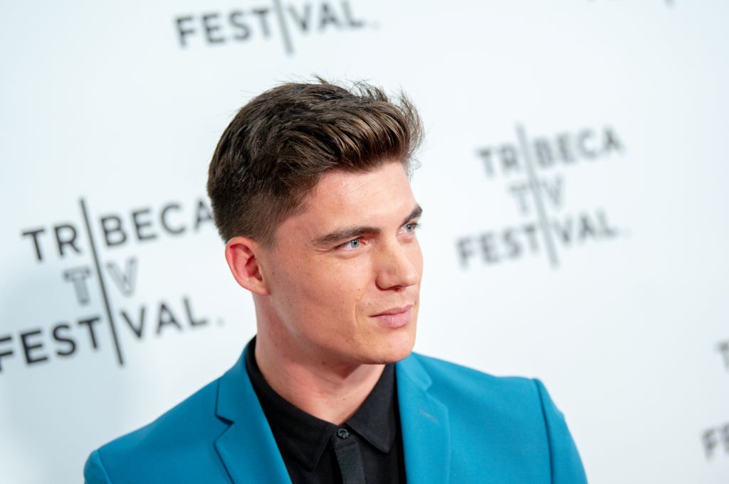 actor Zane Holtz large photo