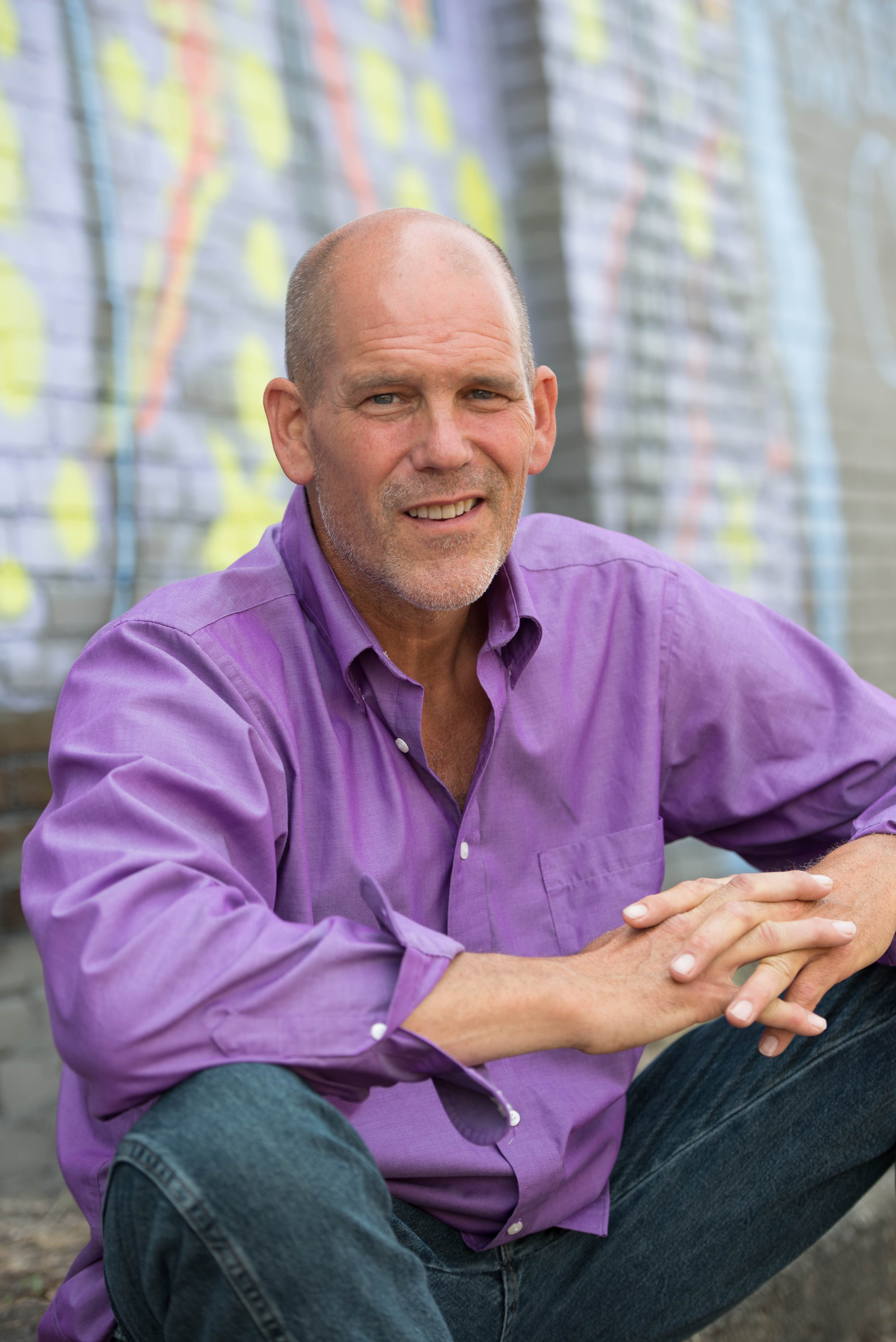 actor Bates Wilder large photo