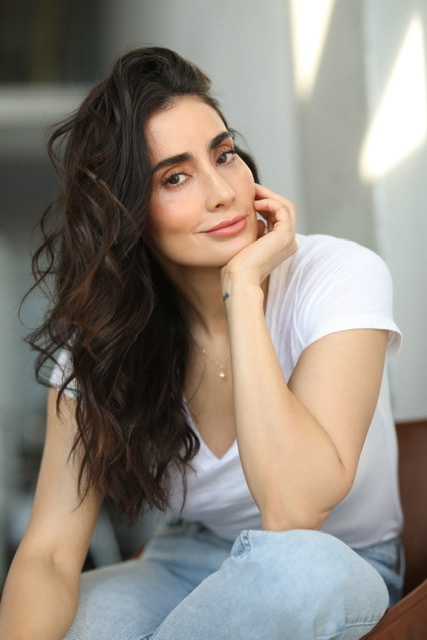 actor Paola Nuñez large photo