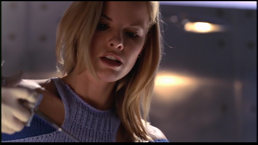 actor Kristi Angus large photo