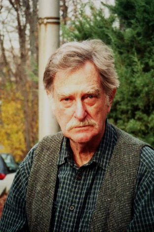 actor Nesbitt Blaisdell large photo