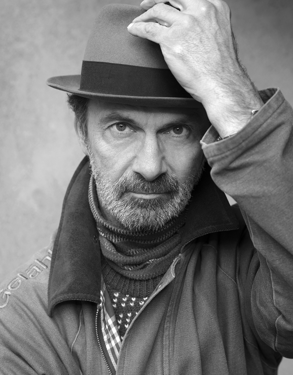 actor Toby Sedgwick large photo