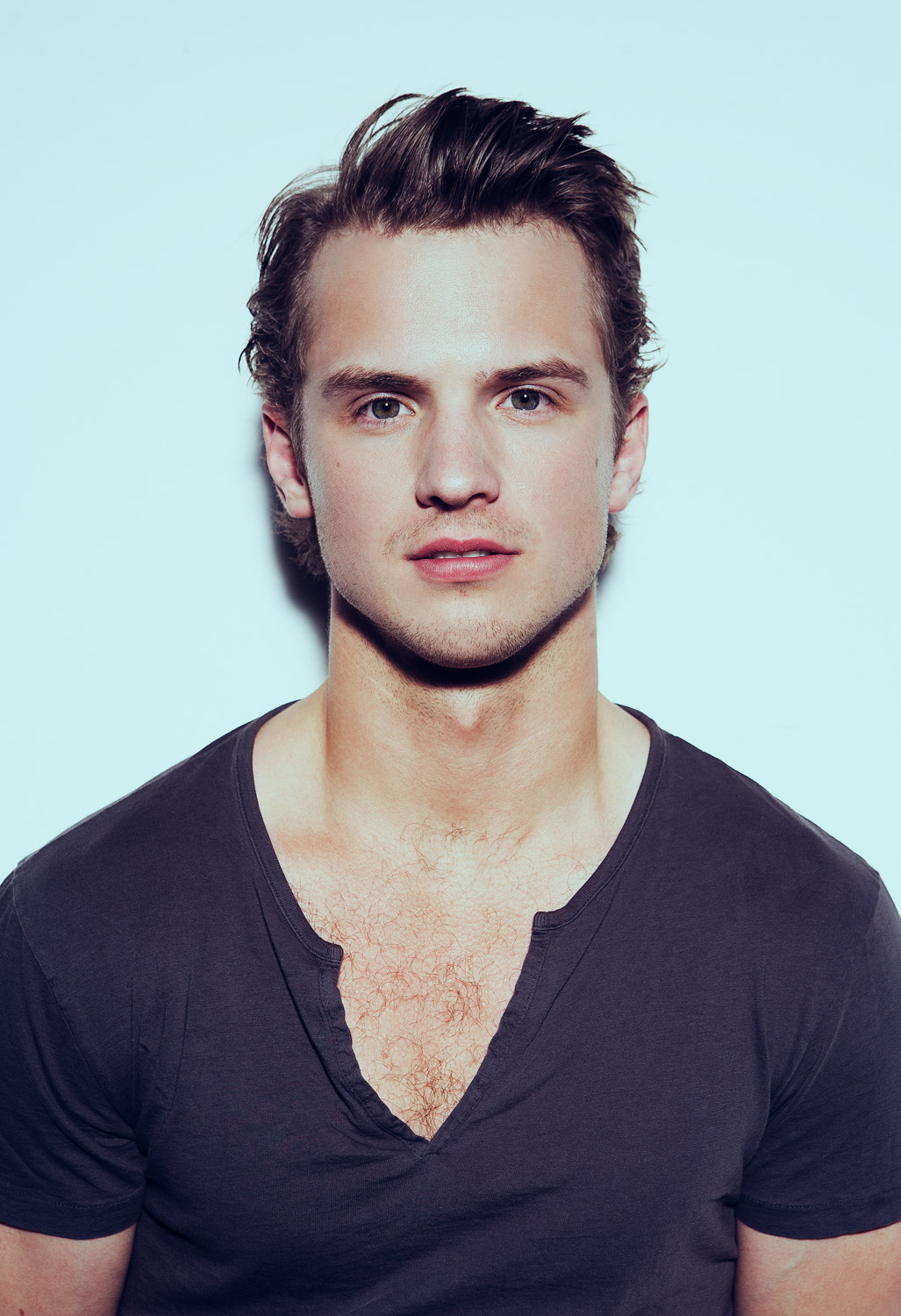 actor Freddie Stroma large photo