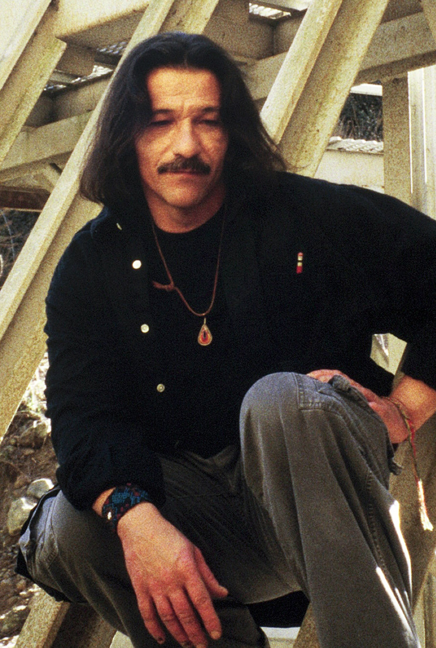 actor Luis Saguar large photo