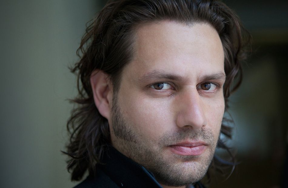 actor Adam Bousdoukos large photo