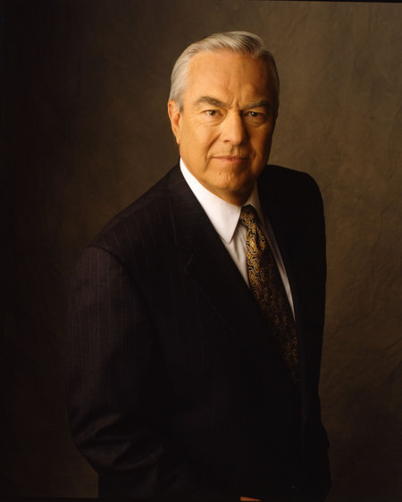 actor Bill Kurtis large photo