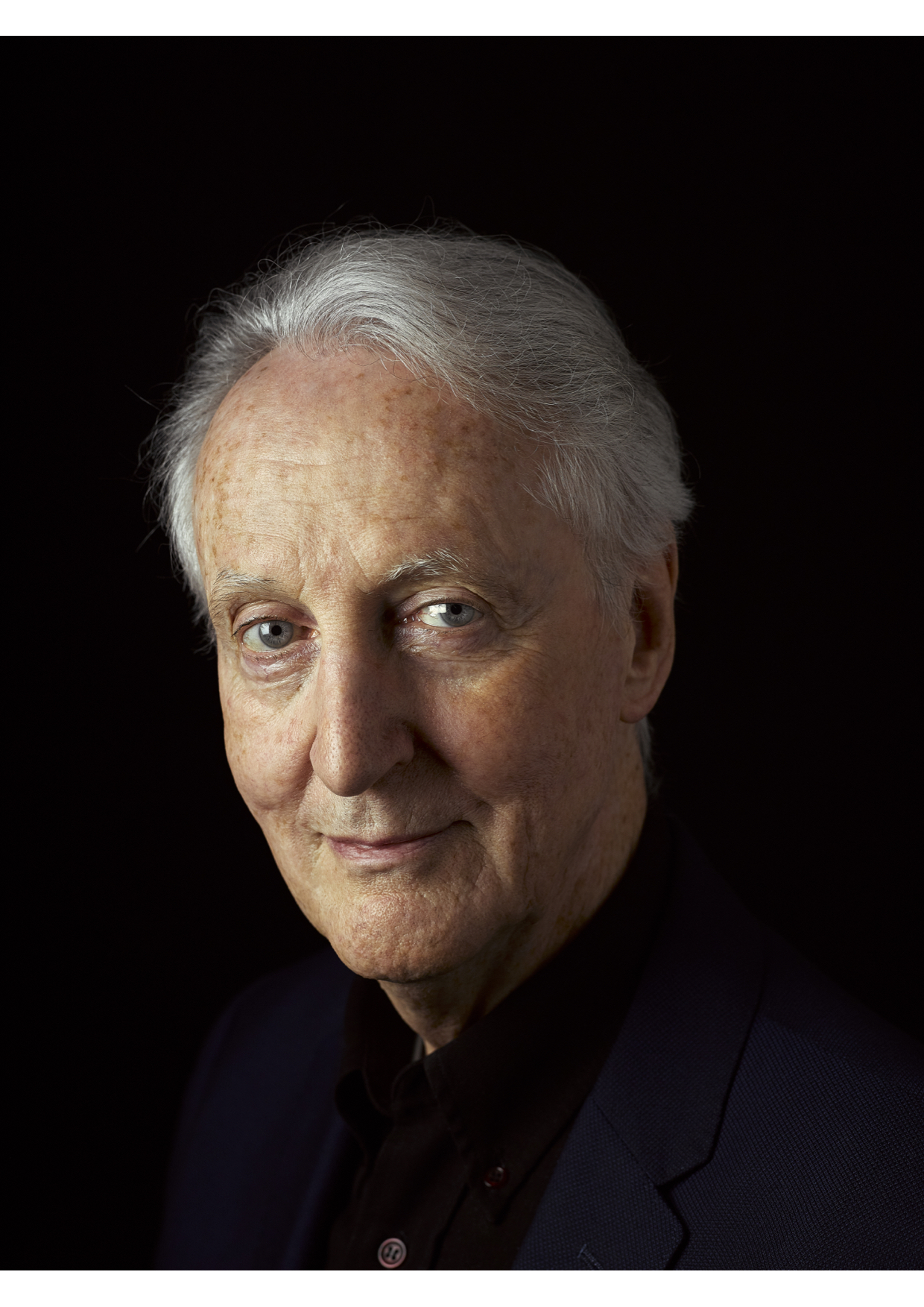 actor Hugh Fraser large photo
