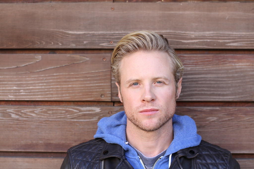 actor Ashton Holmes large photo