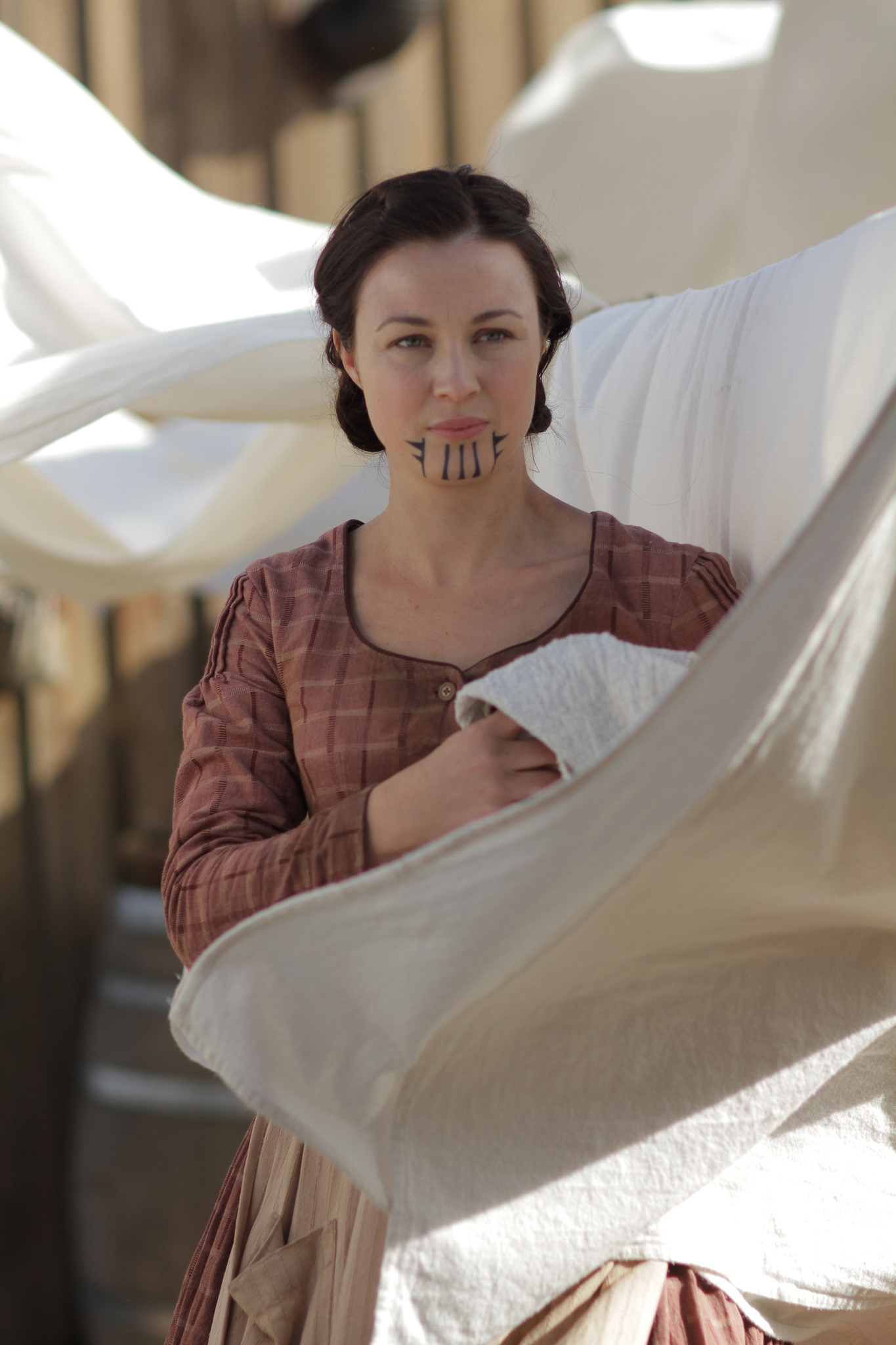 actor Robin McLeavy large photo