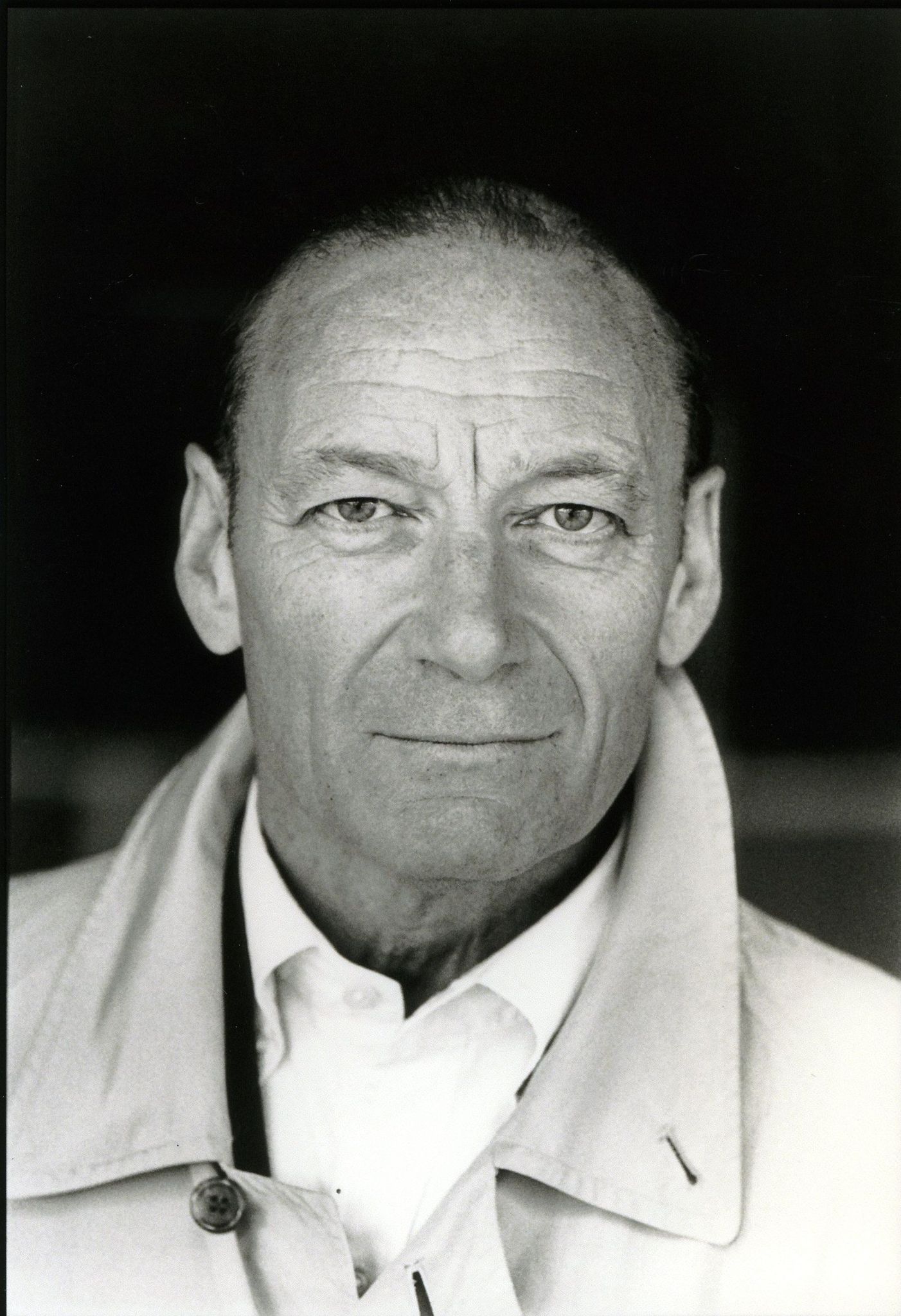 actor Michael Feast large photo