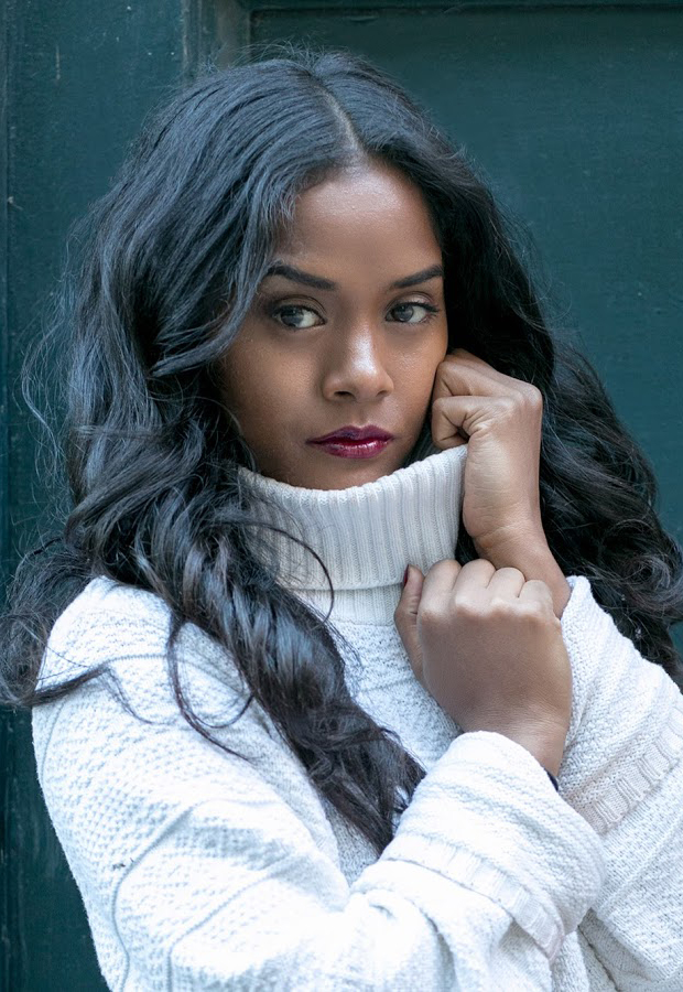 actor Christina de la Cruz large photo