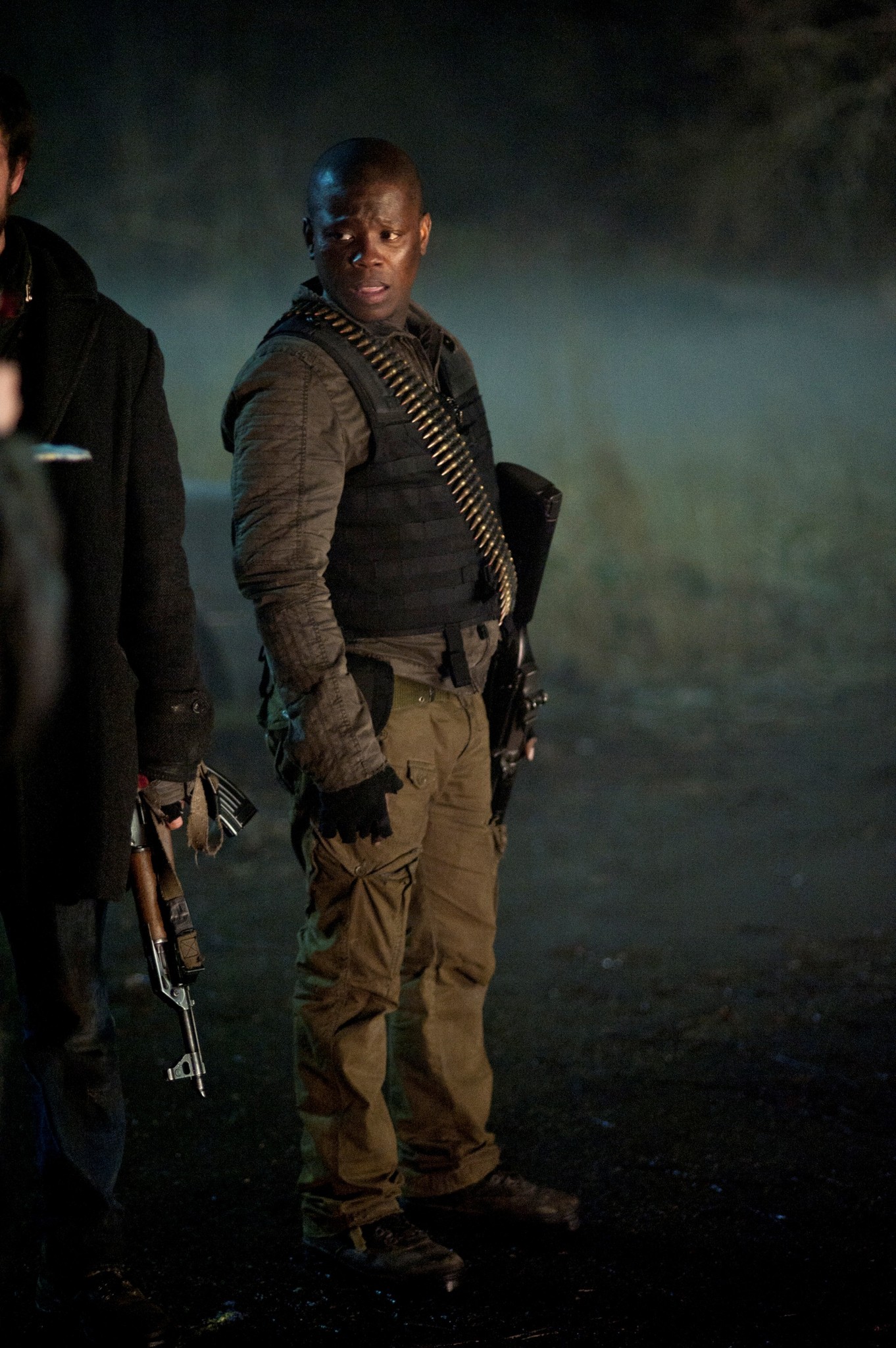 actor Mpho Koaho large photo