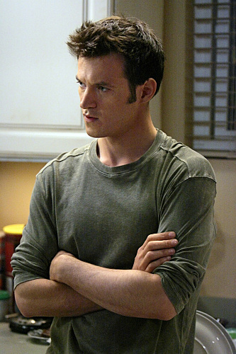 actor Adam Rothenberg large photo