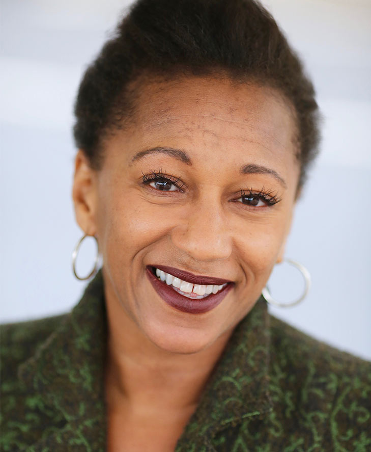 actor Clare Perkins large photo