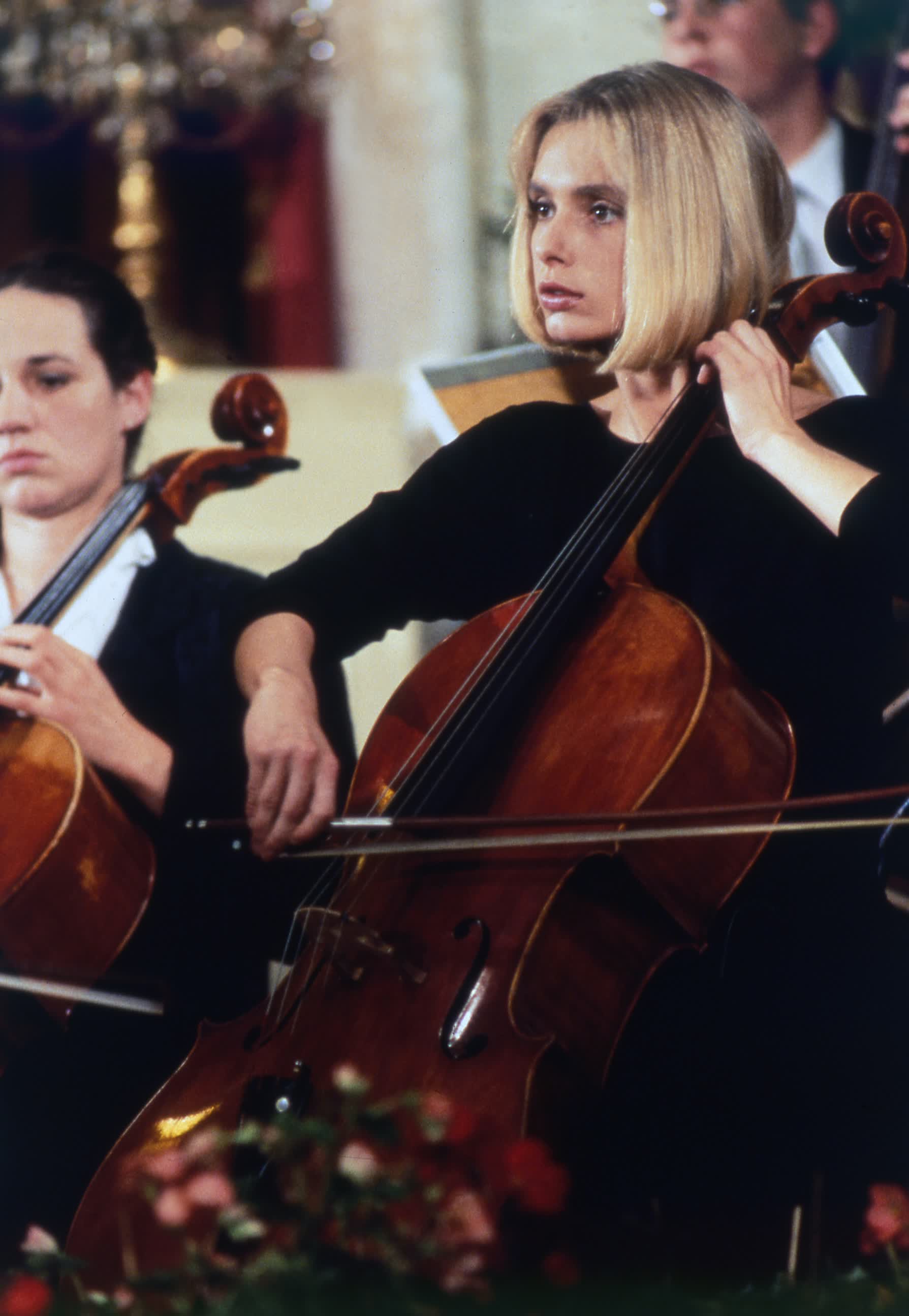 actor Maryam d'Abo large photo