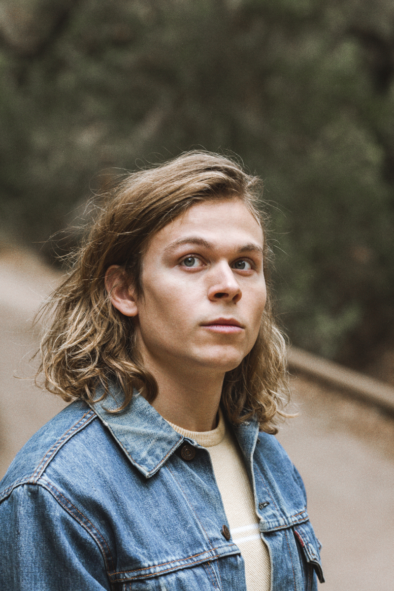 actor Jordan Christian Hearn large photo